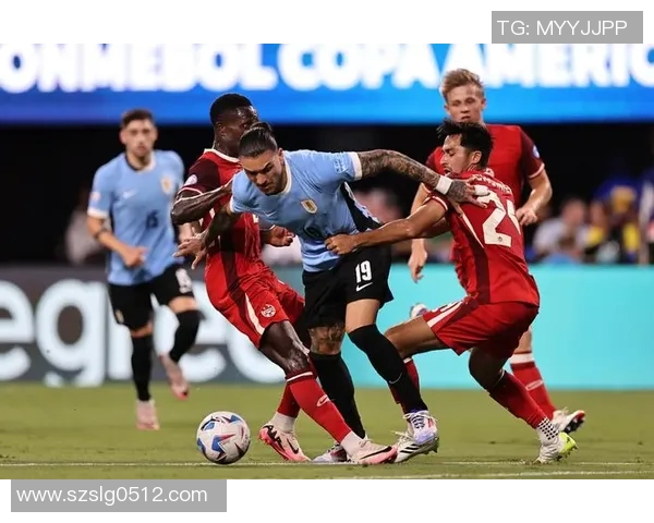 乌拉圭足球明星意外去世球迷哀悼传奇的离去与永恒的记忆 乌拉圭足球明星意外去世球迷哀悼传奇的离去与永恒的记忆